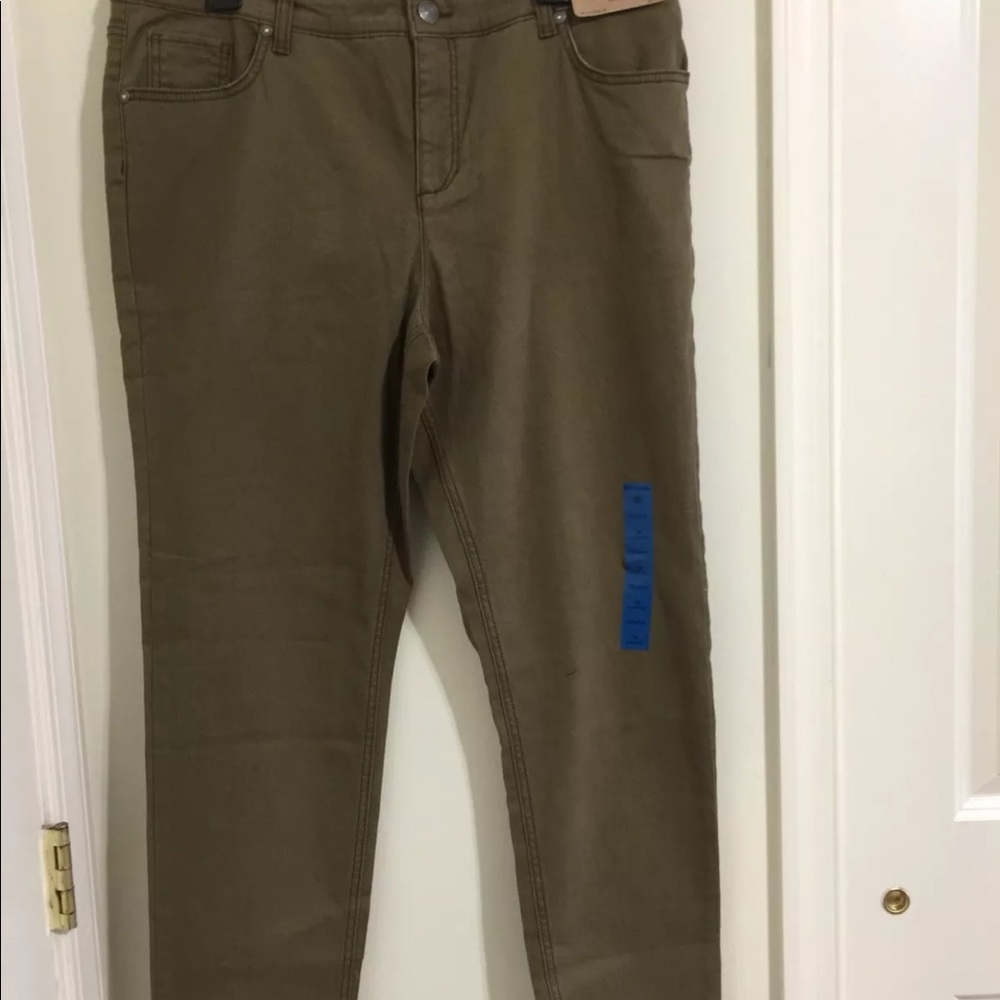 RUFF HEWN – Size 18 Average  CLASSIC SKINNY